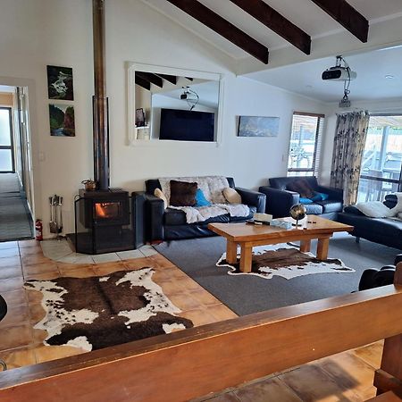 Riverside Accommodation Karangahake Экстерьер фото