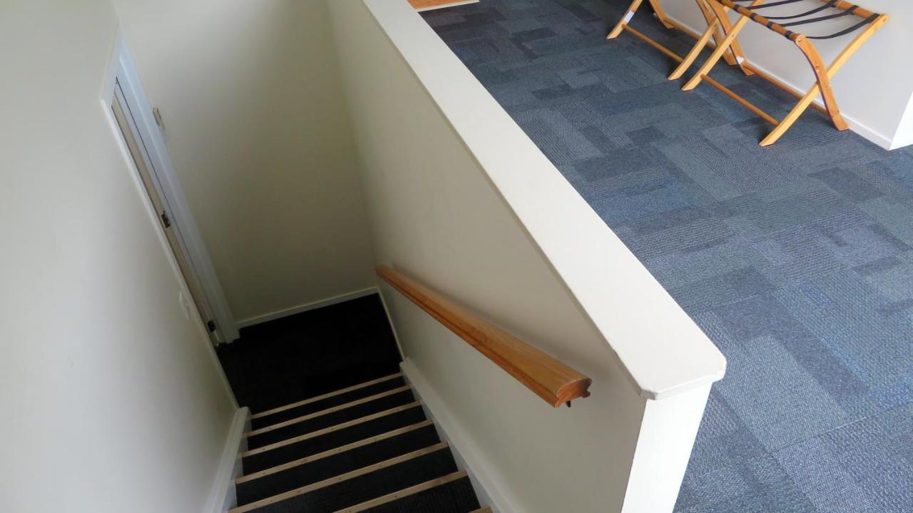 Riverside Accommodation Karangahake Экстерьер фото