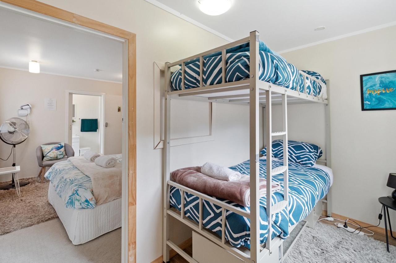 Riverside Accommodation Karangahake Экстерьер фото