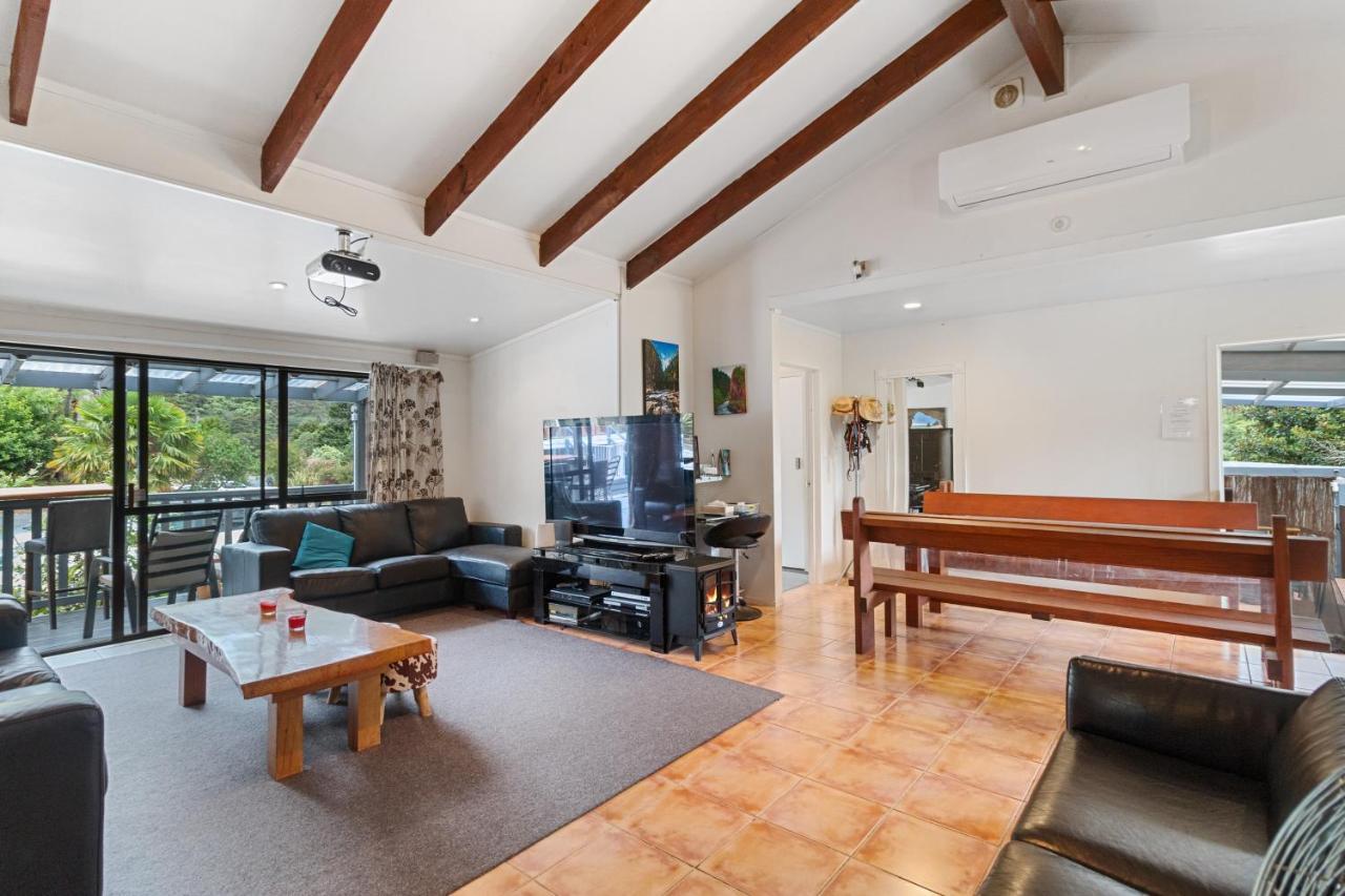 Riverside Accommodation Karangahake Экстерьер фото