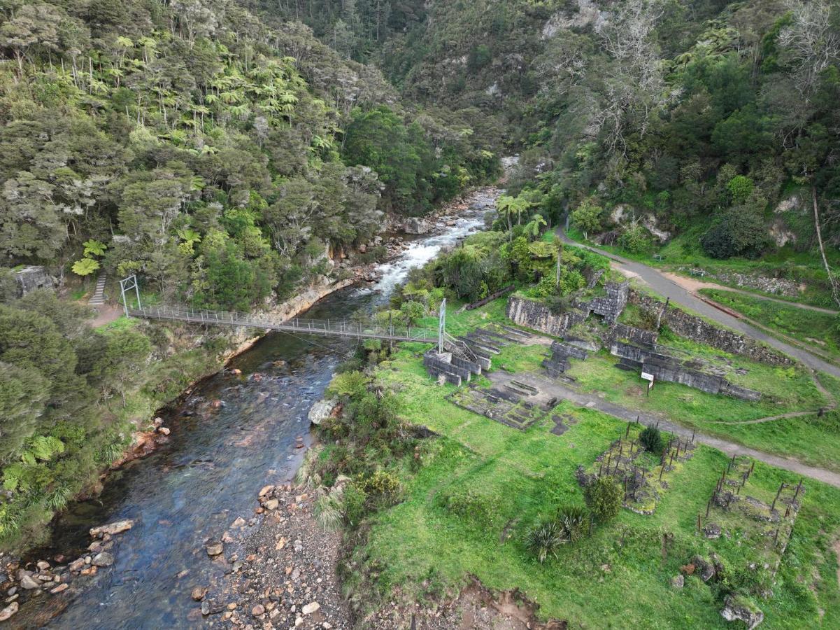 Riverside Accommodation Karangahake Экстерьер фото
